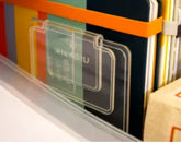 Divisória de Colmeia em Acrílico